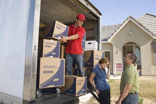 Local moving team handling access challenges in Lambeth