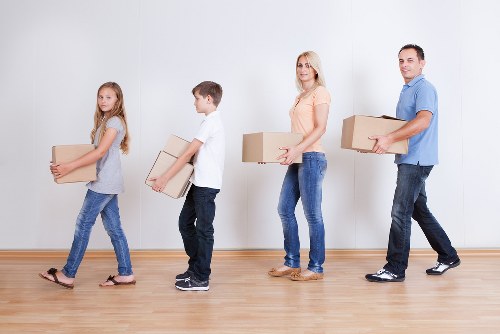 Movers serving homes and businesses across Lambeth